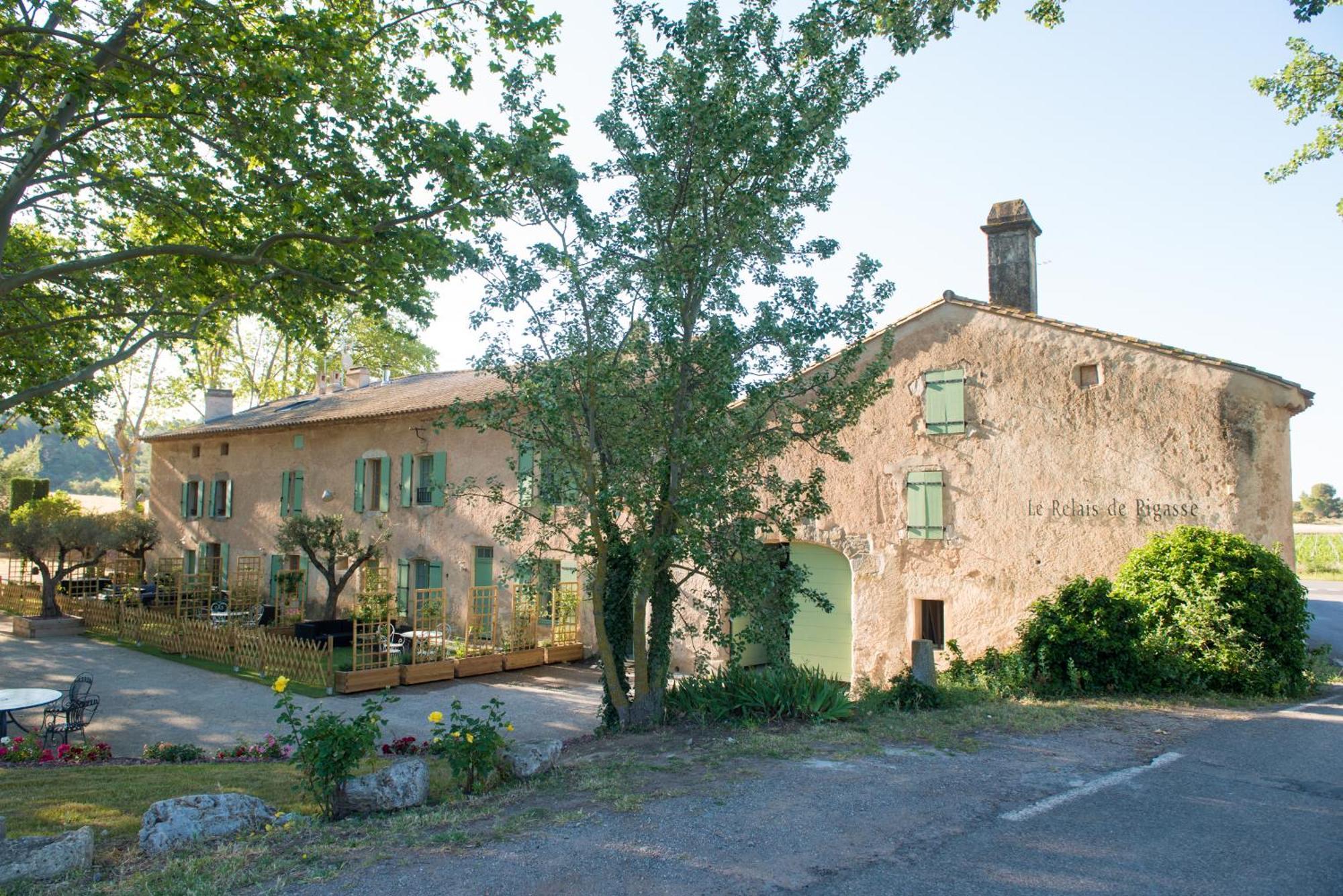 Le Relais De Pigasse Hotell Ouveillan Eksteriør bilde